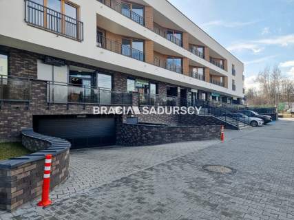 Lokal usługowy w Skawinie, Nowa Cena 7500 m2
