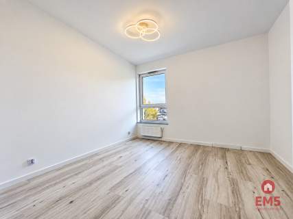 Mieszkanie 80 m 4 pokoje Duży balkon