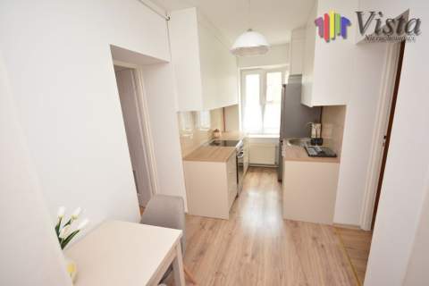 3-pokojowe mieszkanie w kamienicy, 1 piętro, bl. S