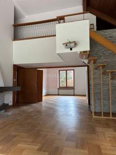 Nieruchomość komercyjna do wynajęcia, 320 m2, Warszawa