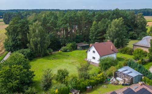 DOM Z POTENCJAŁEM 2600M2 PRYWATNOŚĆ SPOKÓJ