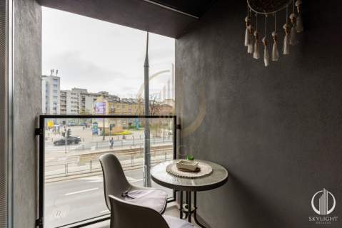 Trzypokojowy apartament z 30 m2 tarasem