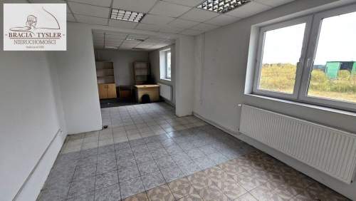 102 m2 LOKAL WYNAJMĘ 2550 4 pokoje WC na Biuro