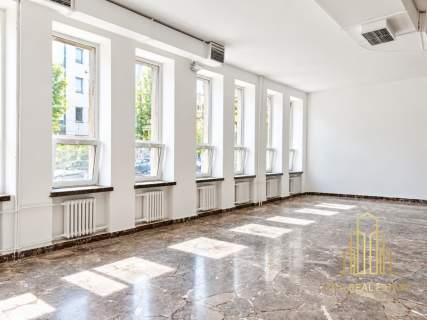 220 m2 Wiele możliwości działalności Legionowa 