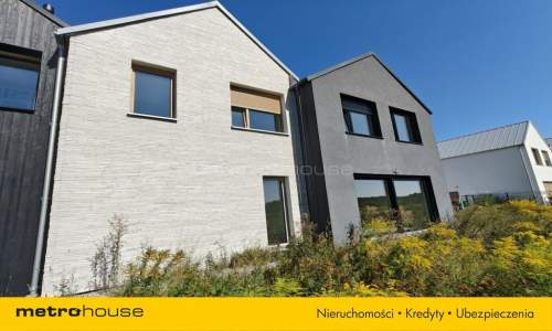 NOWOCZESNY DOM W KRZESINACH PRZYJAZNY ALERGIKOM 