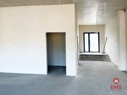 Nowy lokal 180 m2, parter