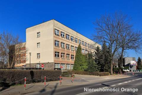 Atrakcyjna nieruchomość pod różnorodne usługi