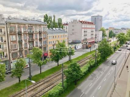 2-pok. w Powojennej Kamienicy z WINDĄ, NOWA Kuchni