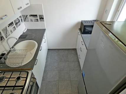 3 pokoje z balkonem przy Suwalska 8, Bródno