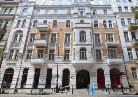 Nowoczesne biuro dla 9 osób w Centrum