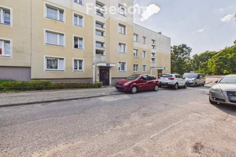 Na sprzedaż mieszkanie na I piętrze z balkonem