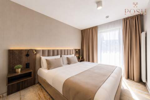 widok na basen inwestycja balkon własna sauna