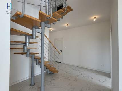 Przestrzeń jak w domu, wygoda apartamentu Julianów