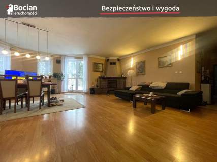 Przestronny dom z dużą działką Bielkowo