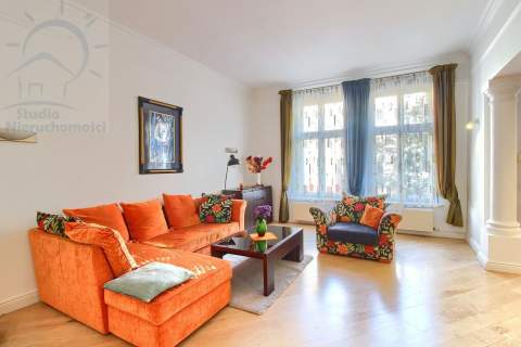 Apartament w secesyjnej kamienicy