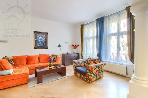 Apartament w secesyjnej kamienicy