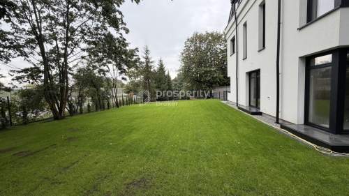 Narożny segment 120 m Ogród 320 m Wawer