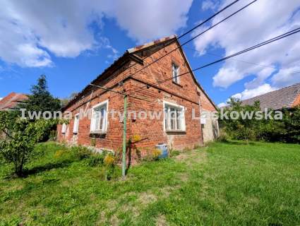 Dom wolnostojący budynki gospodarcze, 12 arów