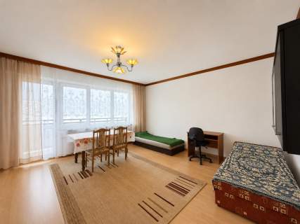 Przestronne, balkon, świetna lokalizacja