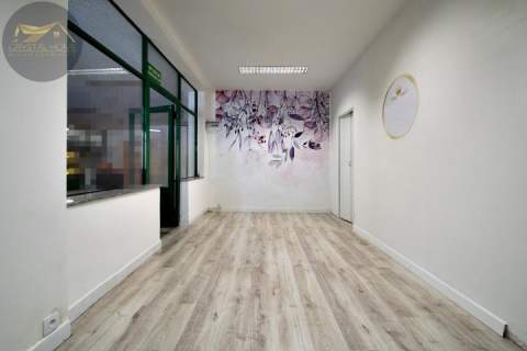 Lokal na osiedlu - 36m2