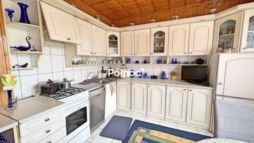Dom 180 m dodatkowy budynek , ul. Morelowa