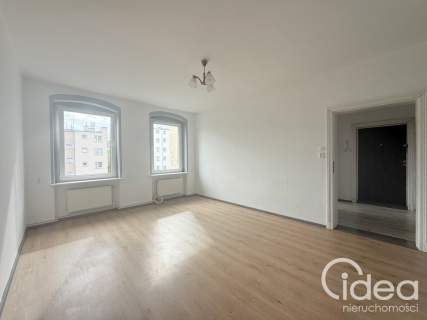 Centrum, 3 pokoje, 48,44m2, przy ZUT Langiewicza