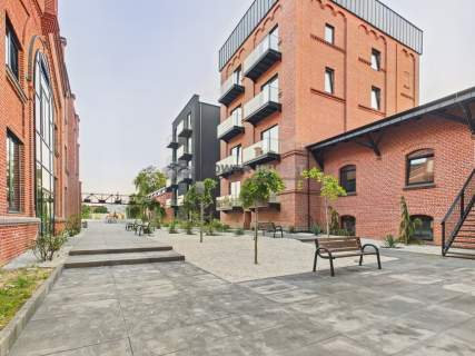 Nowe Młyny 93,45 m , dwa balkony i panorama