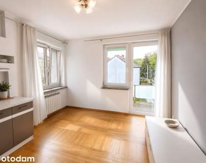 Dom w centrum 324 m2 7 pok 2 lazienki 3 tarasy osobn