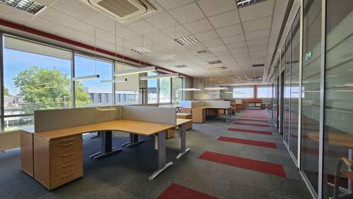 Nowoczesny biurowiec na wynajem 430 m2