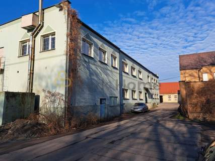 Duży obiekt do własnej aranżacji
