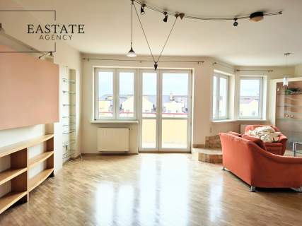 Metro Kabaty Dwupoziomowy apartament