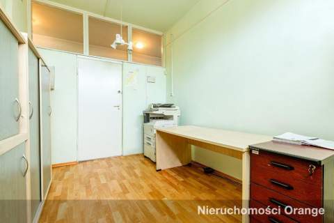 Budynek na akademik, hostel lub mieszkania