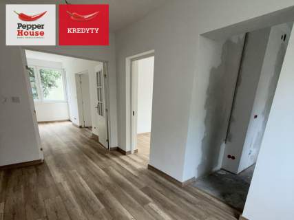 3 pokoje po remoncie Balkon Piwnica