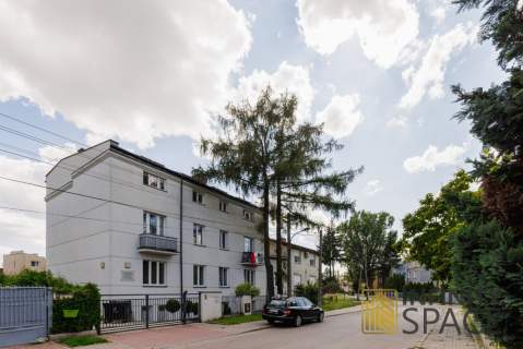 3 pokoje 2 poziomy ogródek komórka lok.