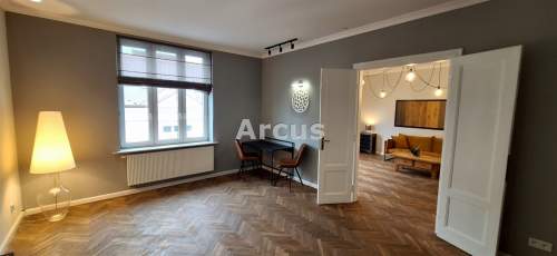 apartament z balkonem pracownia