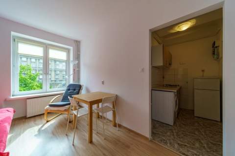 Kawalerka w centrum - Andersa 29, Śródmieście