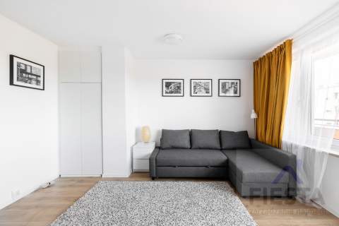 Warszawa Praga Pn Darwina kawalerka 28m2 UW