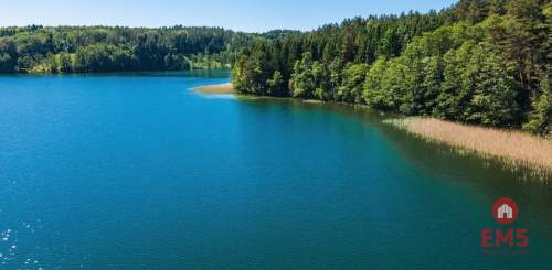 Mazury, jezioro Garbas, duża działka.