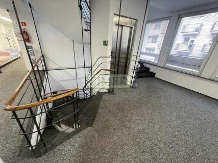 Cisza,biuro 5 min.od metra Centrum,recepcja,klima