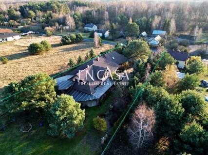 Miejska willa 450 m2 na działce blisko 9000 m2