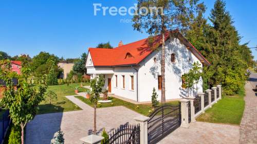 Klasyka, która urzeka Wyjątkowy dom w stylu dworkowym