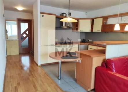 3 pokoje, kuchnia, balkon, w pobliżu Królewskiej.
