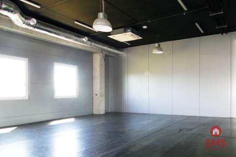 Budynek 1400 m2. Szkoła, fitness, gabinety