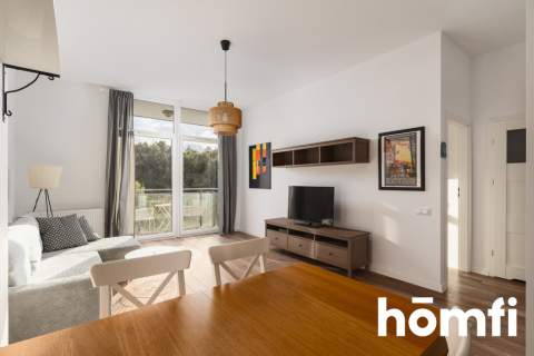 Gdynia Strzelców. Apartament z widokiem na las