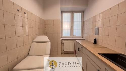 Lokal w centrum Gdyni z witryną