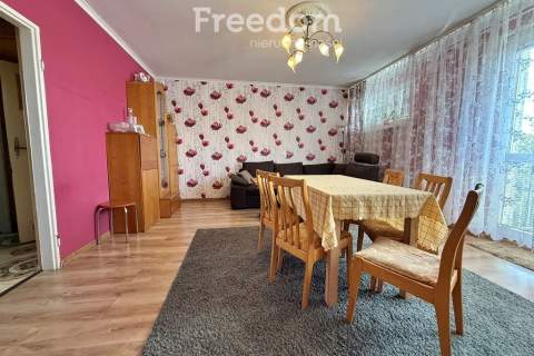 3 pokoje z balkonem, 4 piętro Konin, Sybiraków