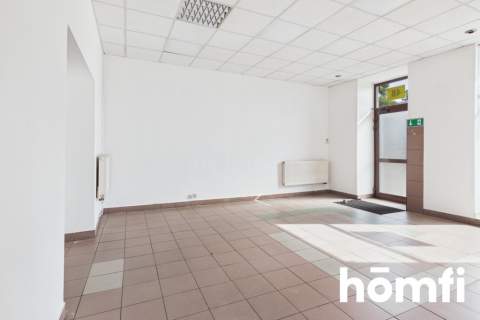 LOKAL 43 m -WITRYNA, WEJŚCIE Z ULICY TRZEBNICKIEJ