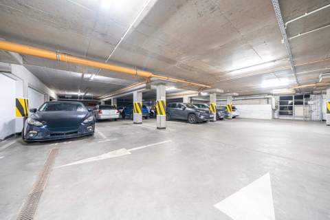 Jeżyce 2 pokoje miejsce parkingowe