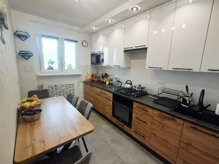 Mieszkanie o pow. 63m2, balkon, IV piętro, umeblowane,Kalisz