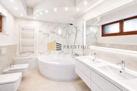  Apartament w budynku z basenem i fitness 